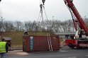 LKW umgestuerzt Niehler Hafen P278